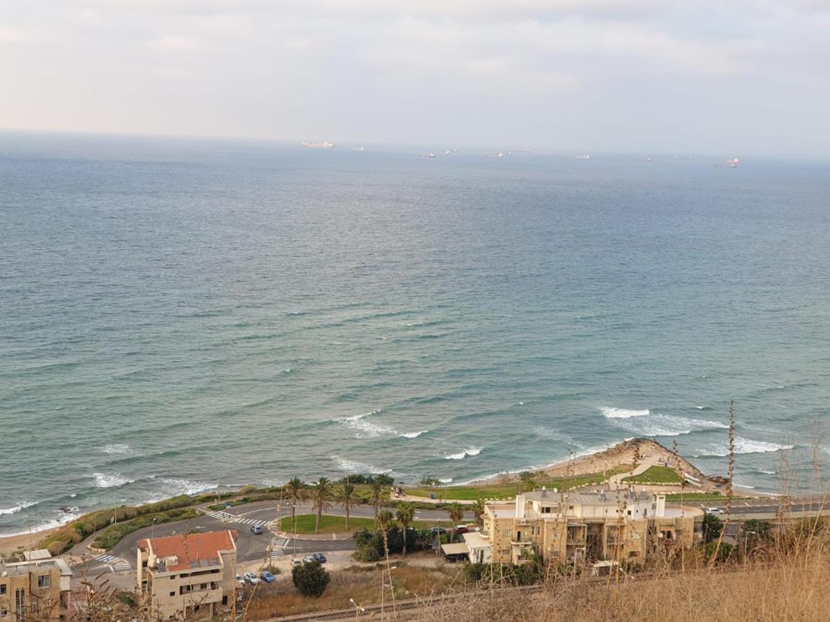 Hotel Blue Sky Haifa Esterno foto